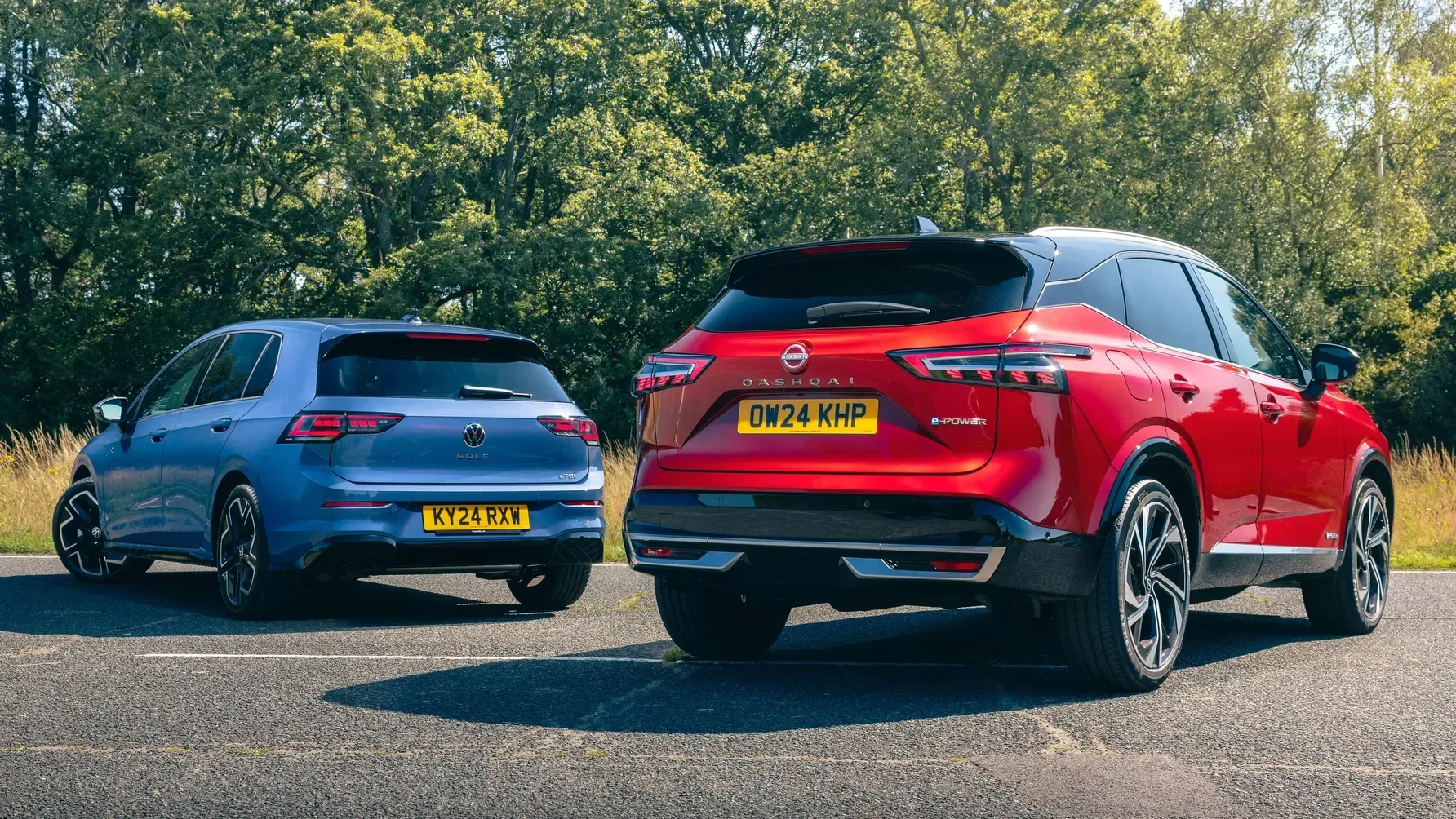 Comparing the Volkswagen Golf and Nissan Qashqai: Which is the Best Normal Car for You?