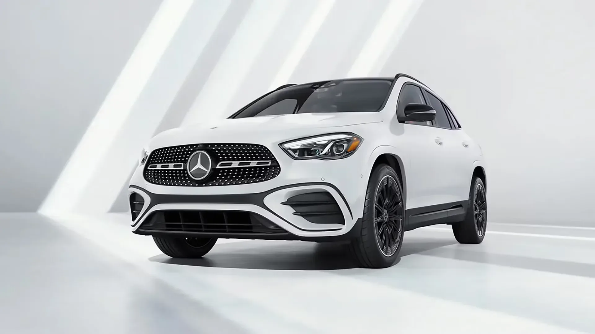 Discover the 2025 Mercedes-AMG GLA35: A Luxury SUV Redefined