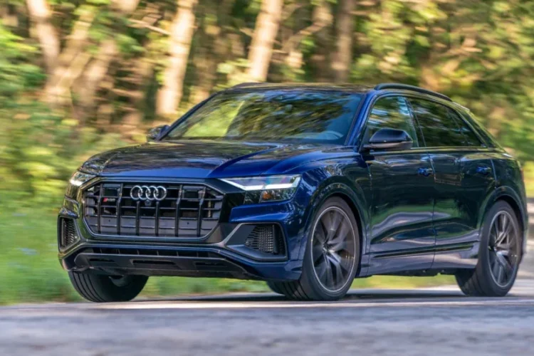 Luxury Redefined: Meet the 2025 Audi SQ8 SUV