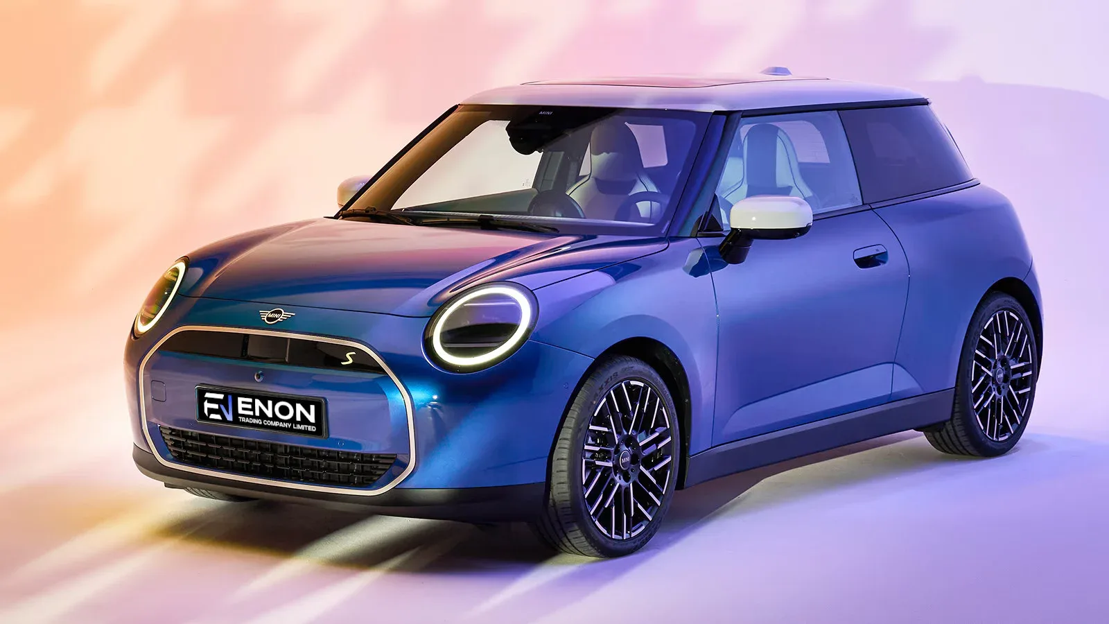 2025 MINI Cooper S: Style Meets Functionality in Urban Driving