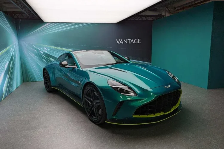 Aston Martin Vantage 2025: Redefining Supercar Excellence