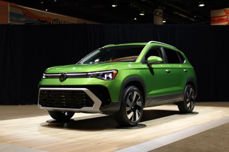 2025 Volkswagen Taos review and features for compact SUV buyers