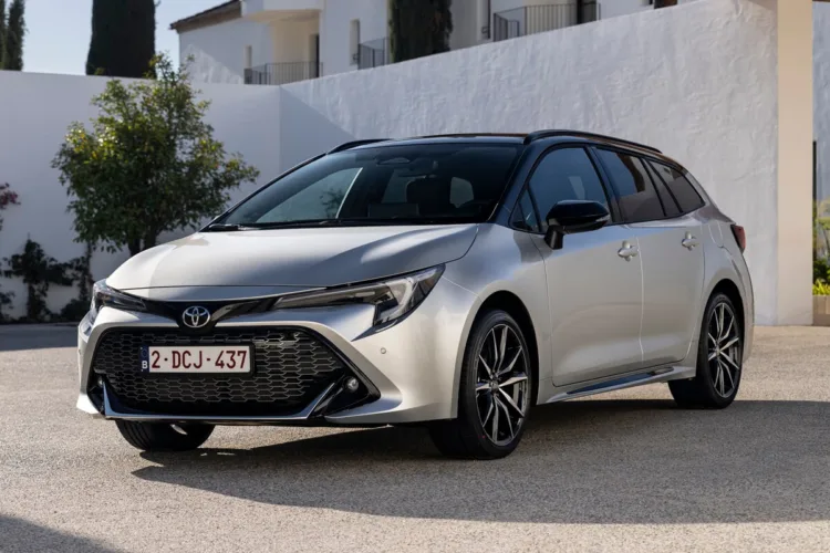 2024 Toyota Corolla Touring Sports hybrid estate review and buying guide